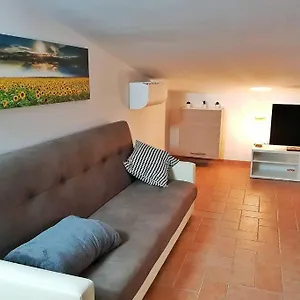 Appartamento Moonlight Attic/mansarda, Marino